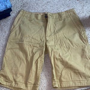 Aéropostale Tan Khaki Shorts